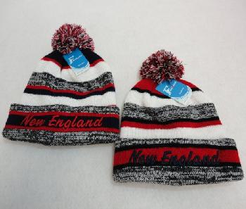 Knitted Hat with PomPom [Embroidered NEW ENGLAND] Stripes